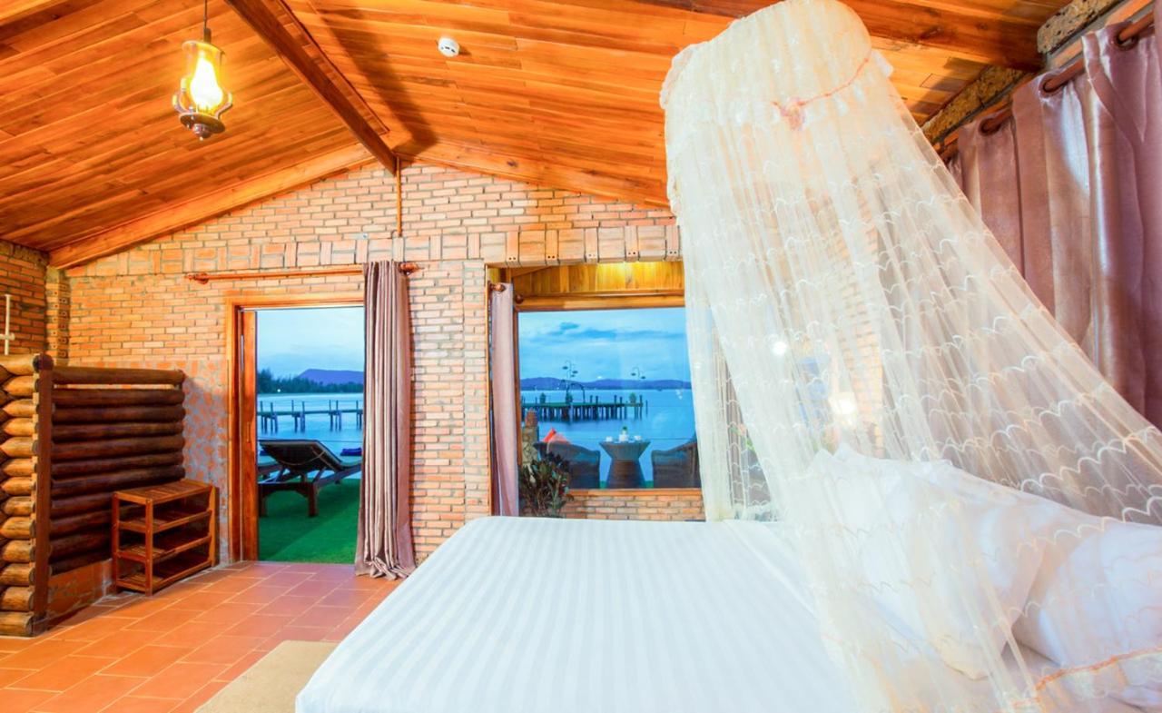 Chez Carole Beach Resort Дуонг-Донг Экстерьер фото
