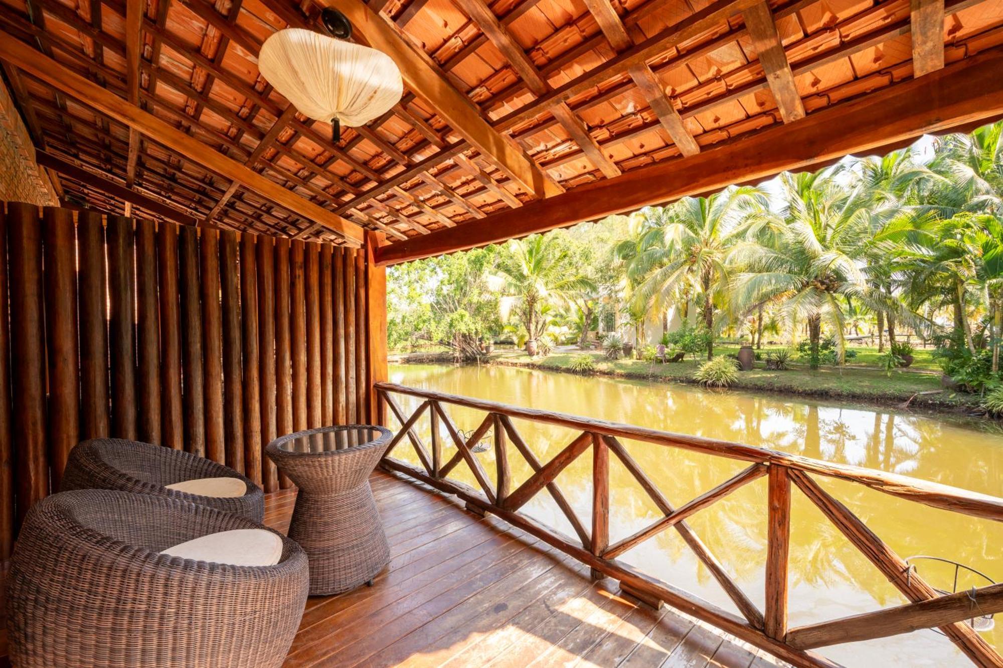 Chez Carole Beach Resort Дуонг-Донг Экстерьер фото