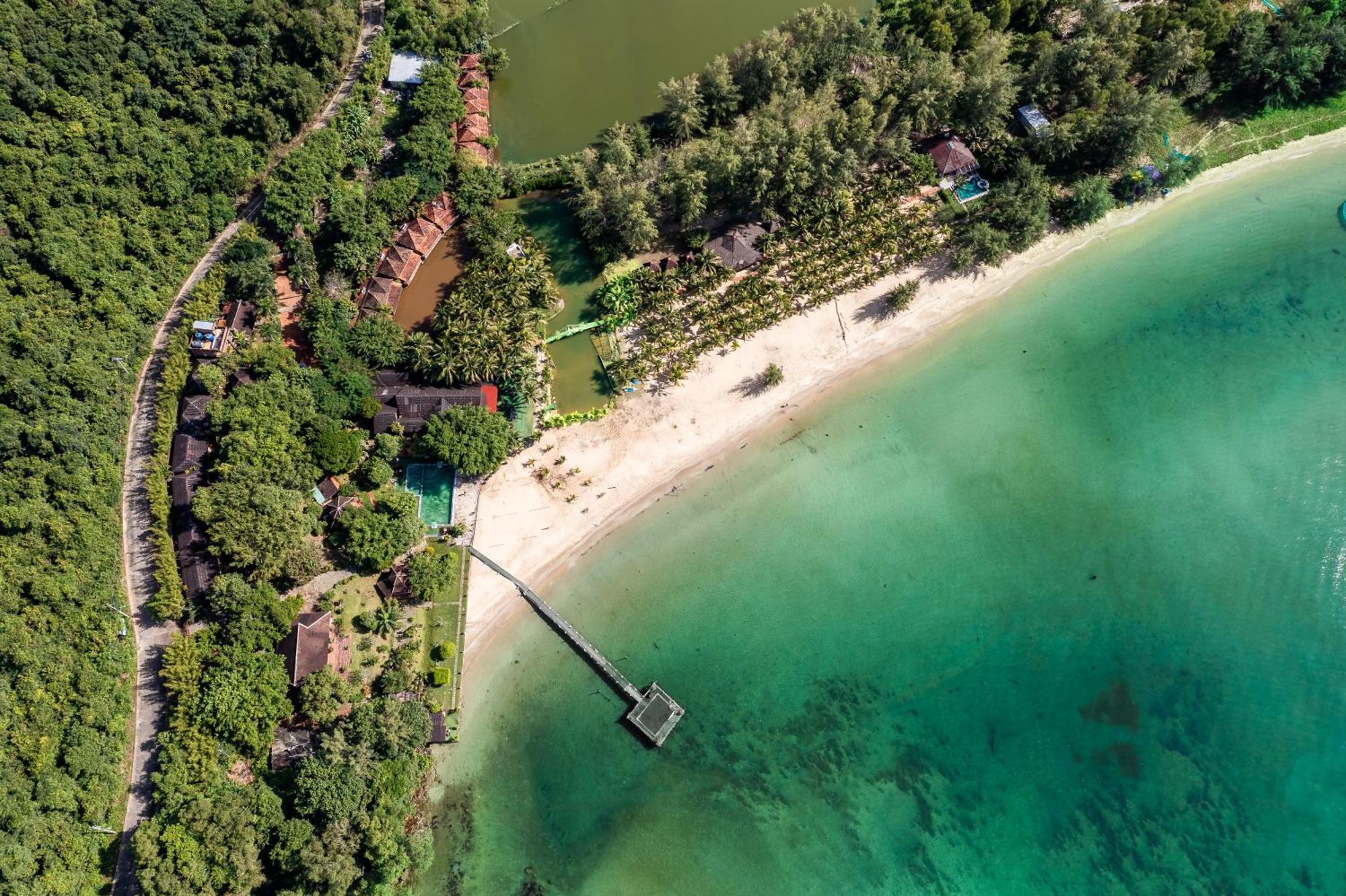Chez Carole Beach Resort Дуонг-Донг Экстерьер фото